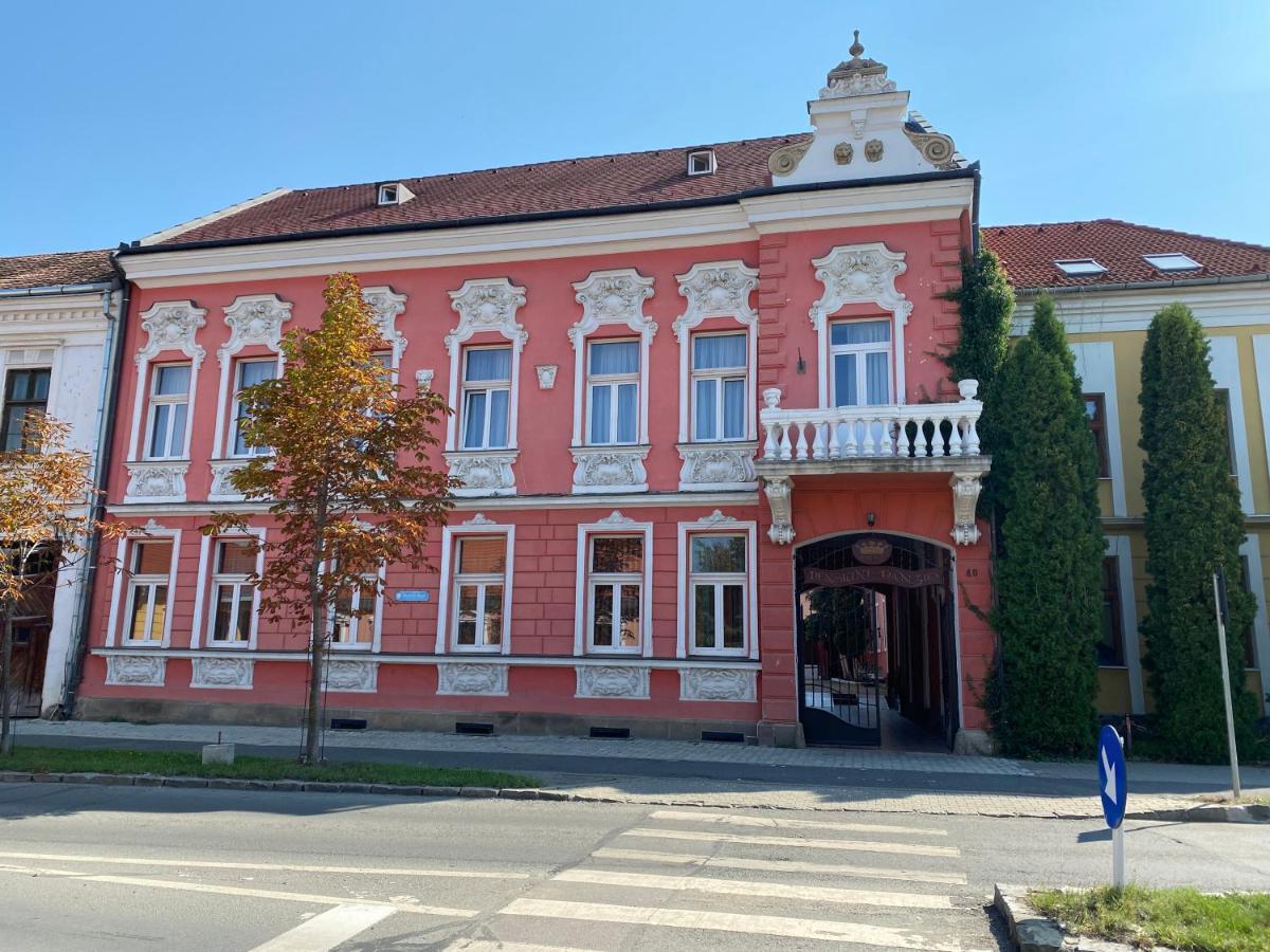 Pensiunea Korona And Restaurant Miercurea Ciuc Esterno foto