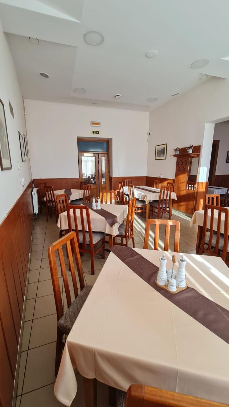 Pensiunea Korona And Restaurant Miercurea Ciuc Esterno foto