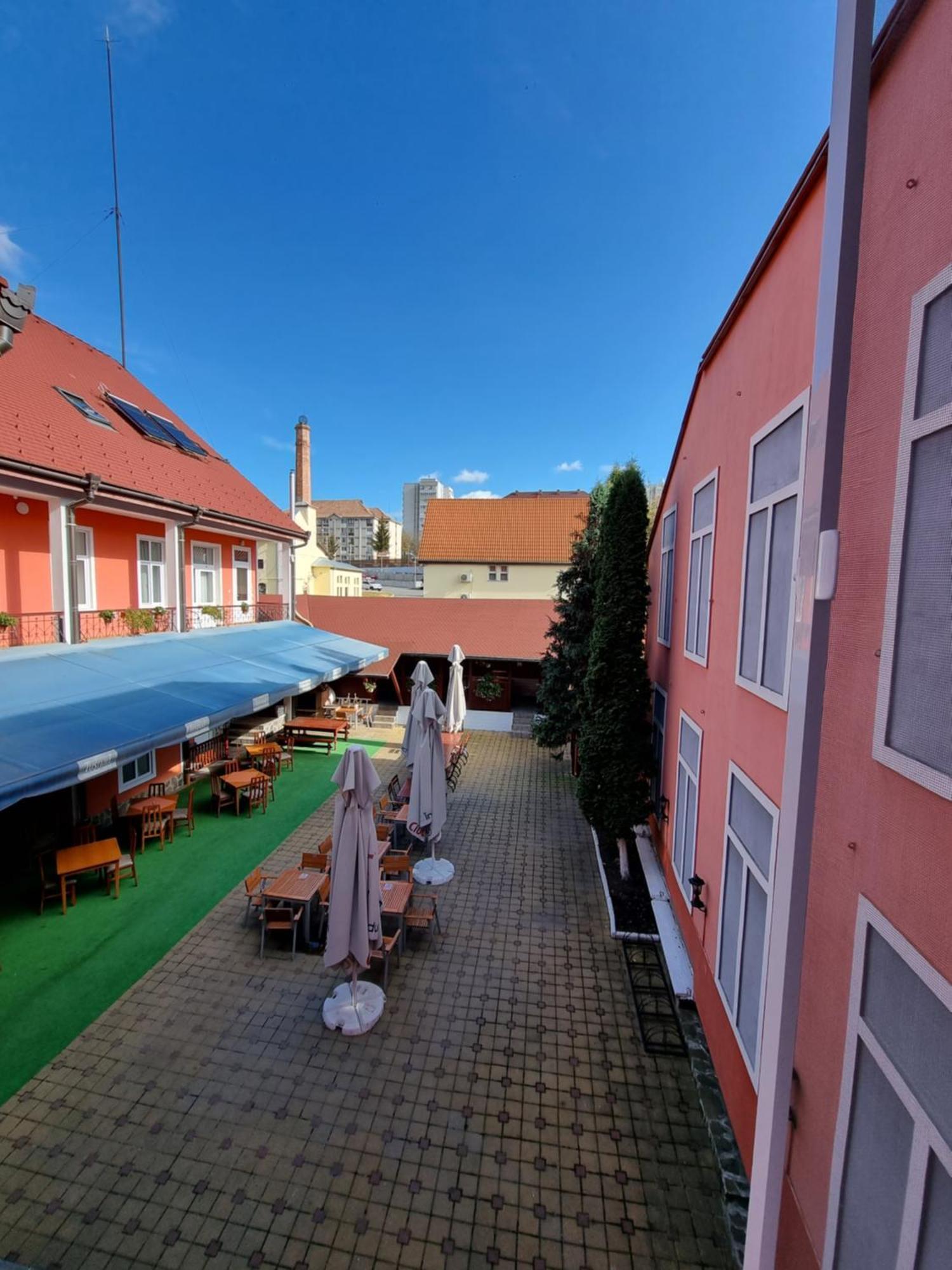 Pensiunea Korona And Restaurant Miercurea Ciuc Esterno foto