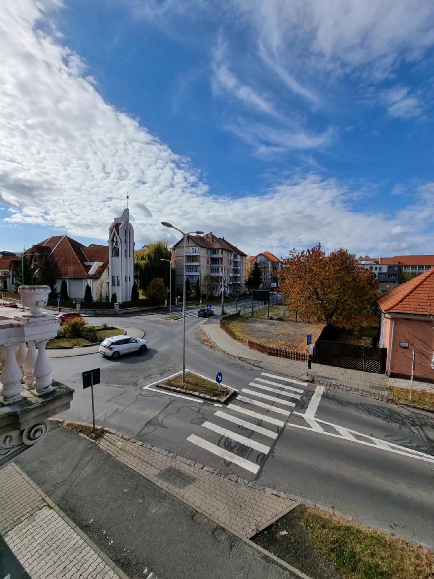 Pensiunea Korona And Restaurant Miercurea Ciuc Esterno foto